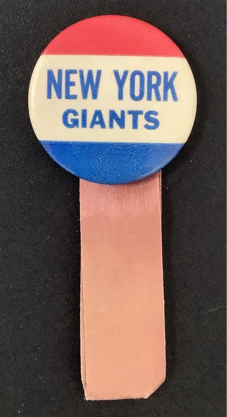 New York Giants Vintage Pin Button Football F Gifford Lawrence Taylor Original