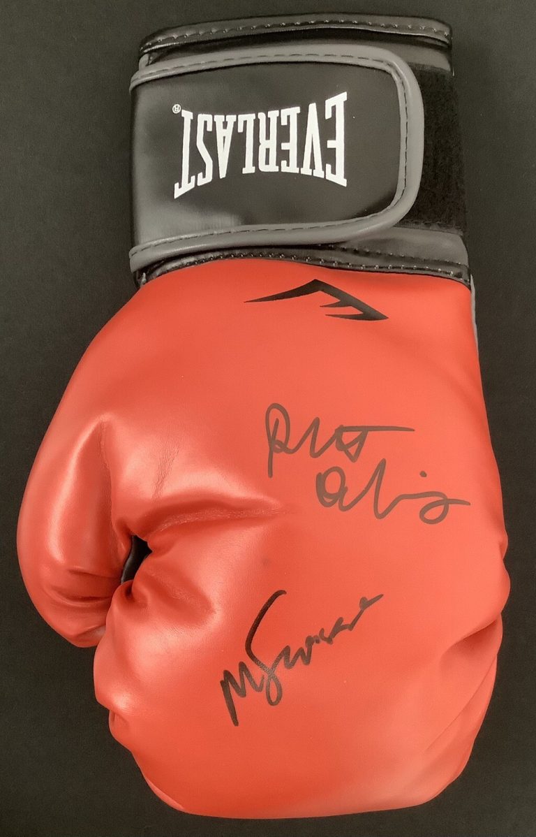 Robert DeNiro Signed Boxing Glove Martin Scorsese Autograph Raging Bull PSA/DNA