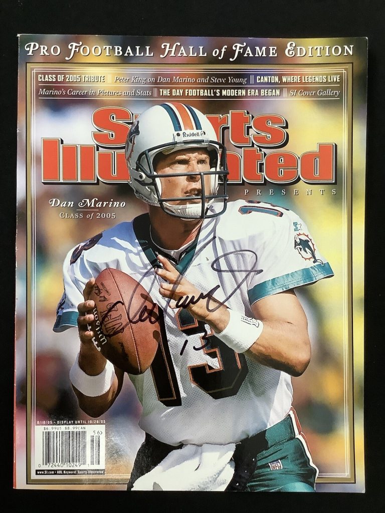 Dan Marino Signed Sports Illustrated 8/10/05 No Label HOF Edition Autograph JSA