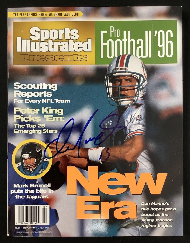 Dan Marino Signed Sports Illustrated 10/14/96 No Label Dolphin Autograph HOF JSA