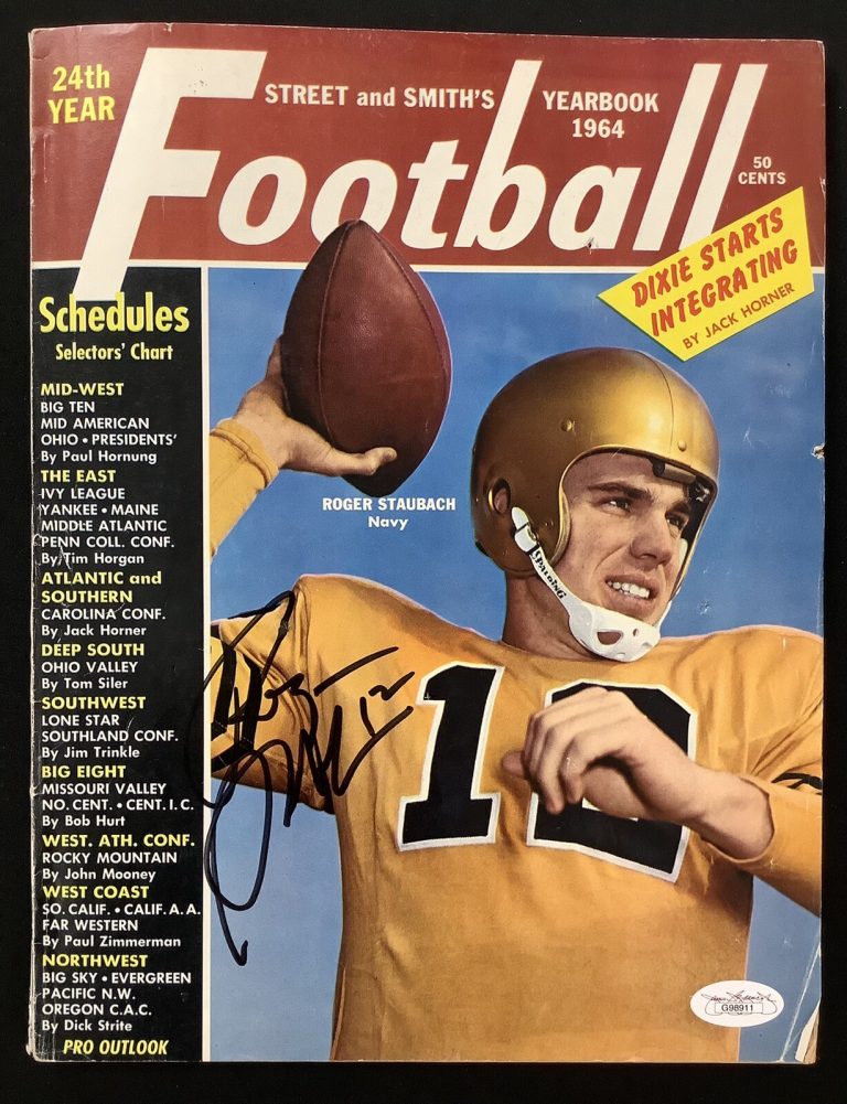 Roger Staubach Signed 1964 Street & Smiths Football Yearbook Navy Auto HOF JSA