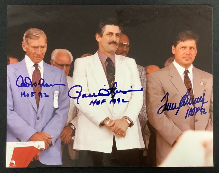 Tom Seaver Signed Photo 8x10 HOF 1992 Induction R Fingers +1 Auto Inscr PSA/DNA
