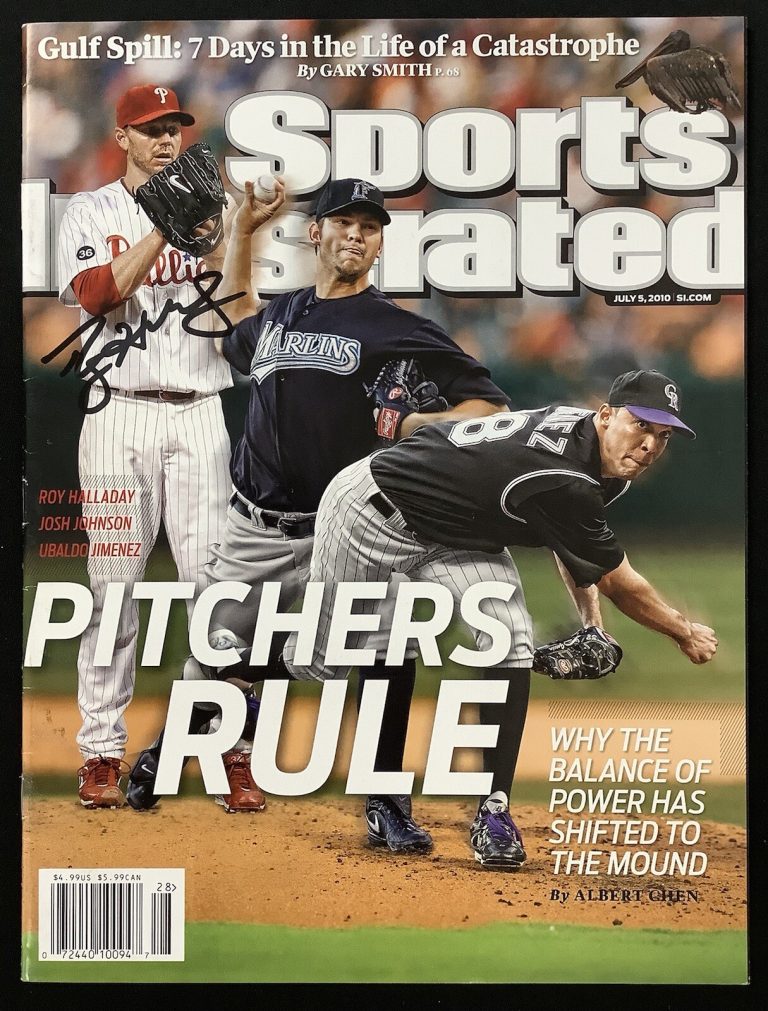 Roy Halladay Signed Sports Illustrated 7/5/10 No Label Phillies Autograph JSA