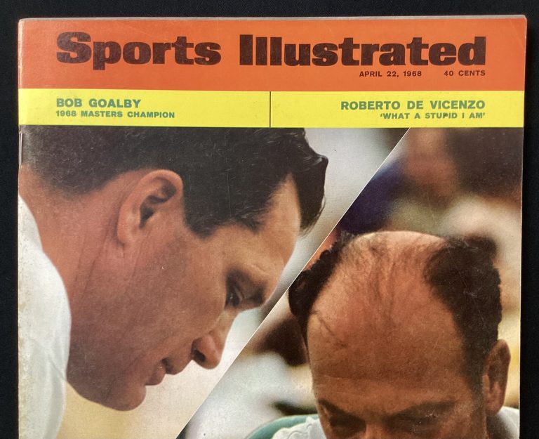 Roberto DeVicenzo Signed Sports Illustrated 4/22/68 No Label Golf PGA Auto JSA