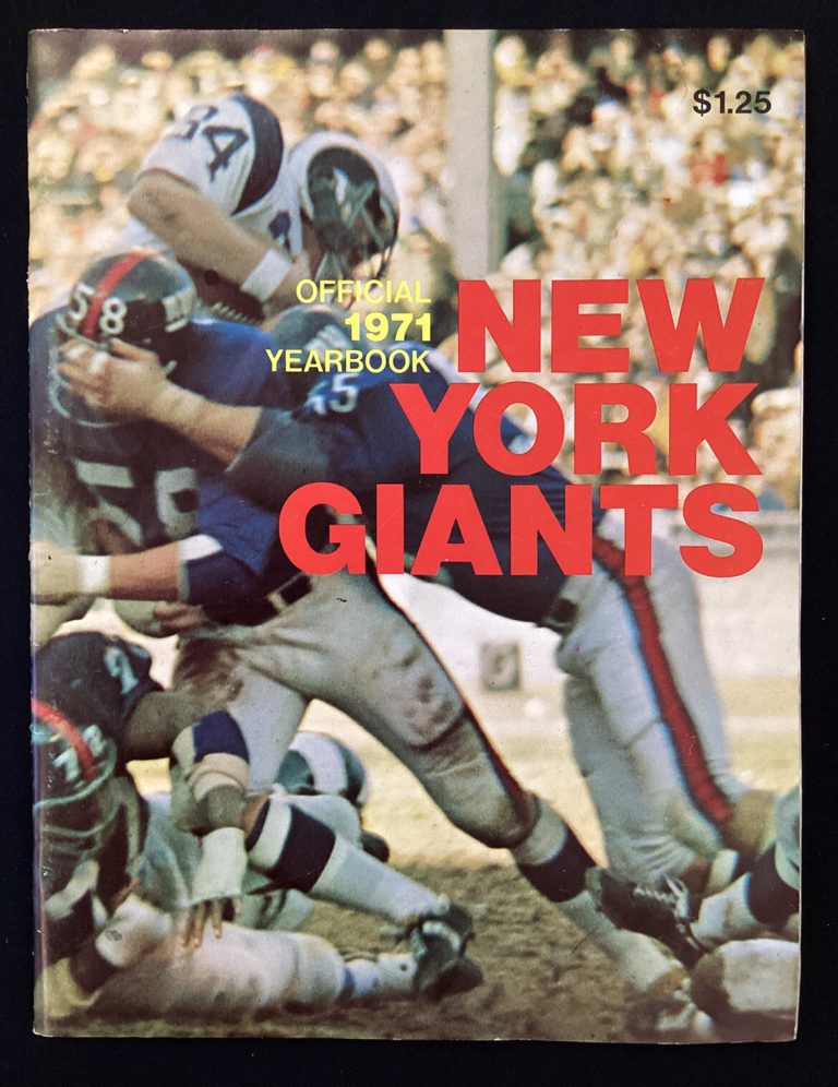 Official 1971 New York Giants Yearbook YA Tittle Ralph Heck Jim Files John Baker