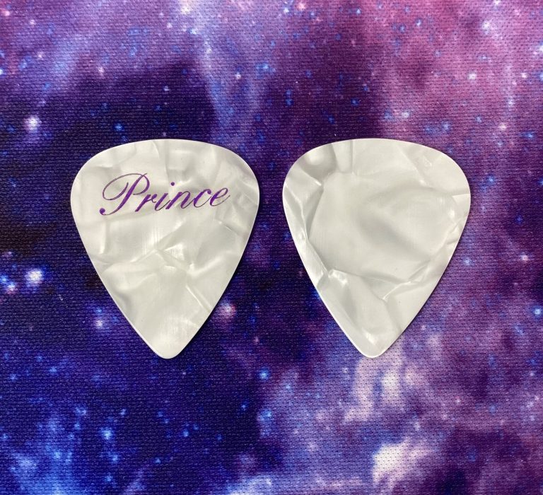 Prince Rogers Nelson Guitar Pick Pearl Purple 2006 Custom Stage Model 3121 Tour