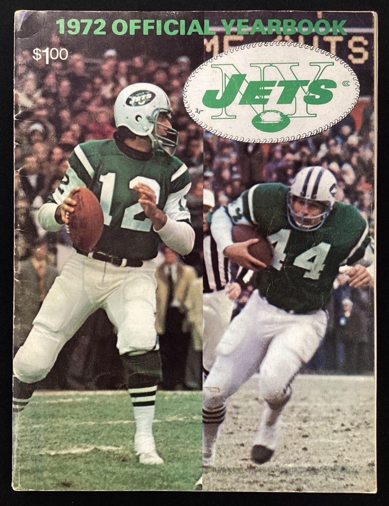 Joe Namath Signed Yearbook 1972 Jets Football W Ewbank Maynard +36 Auto HOF JSA