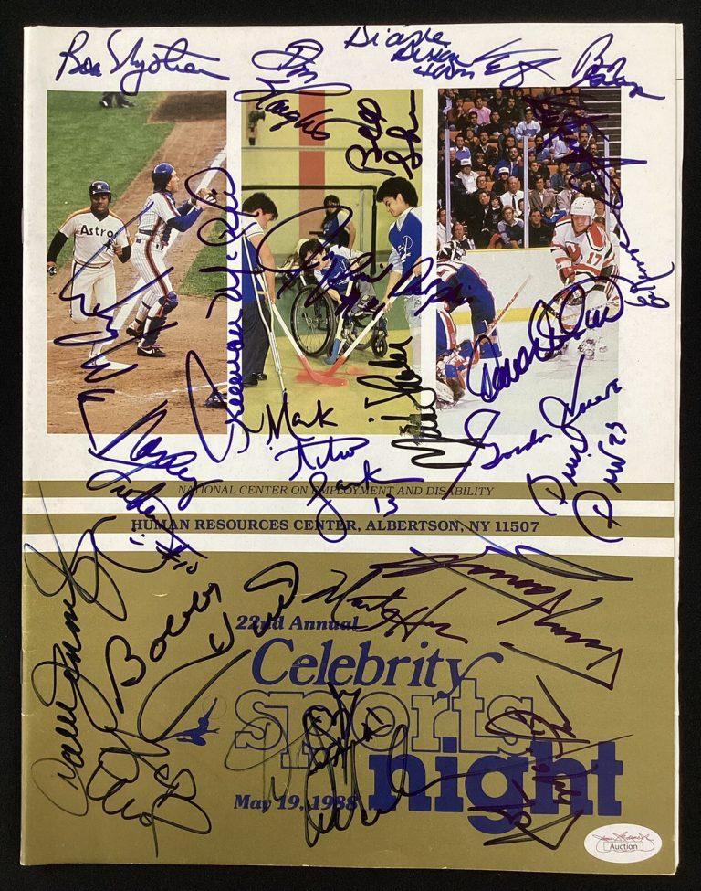 Gordie Howe Signed Program 5/19/88 Celebrity Night Bobby Hull +22 Autos JSA #1