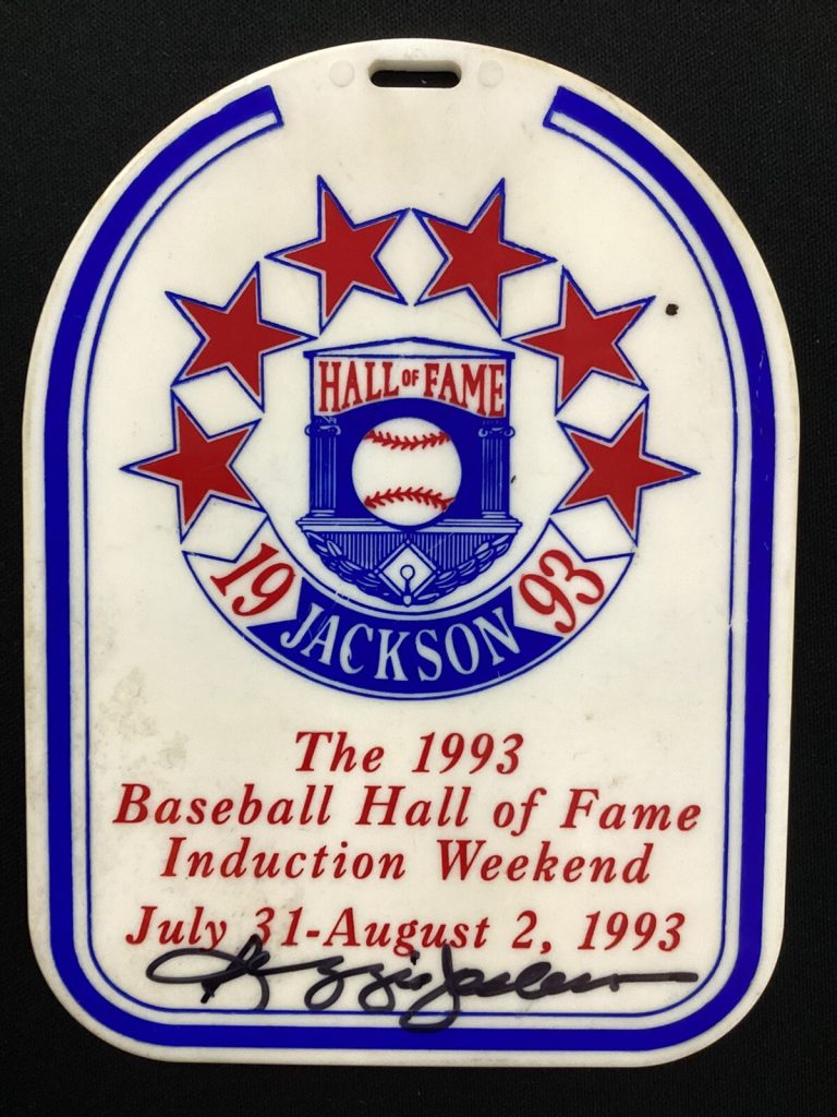 Reggie Jackson Signed 1993 Hall Of Fame Induction Week Luggage Tag  NYY Auto JSA