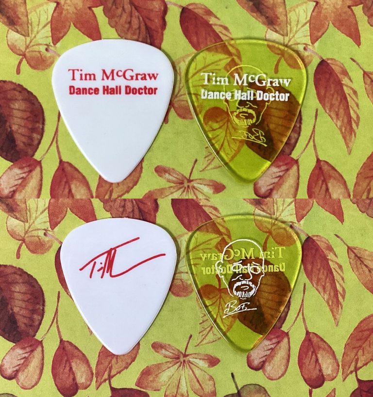 Tim McGraw Guitar Pick Pair Tim Signature Model Bob Minner 2002 Dance Hall Tour