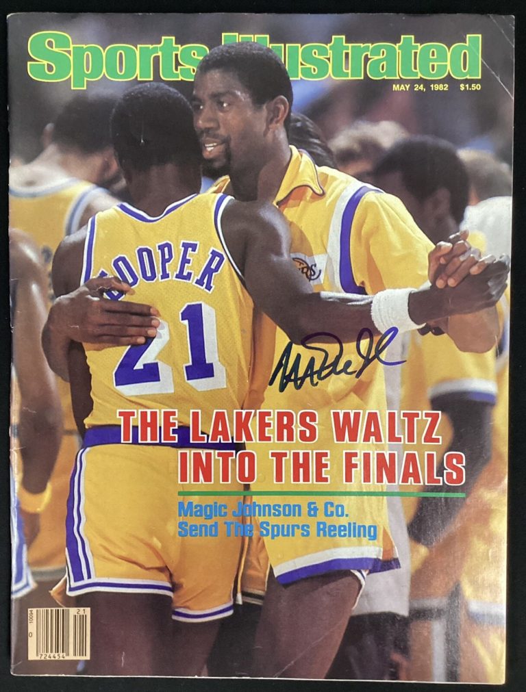 Magic Johnson Signed Sports Illustrated 5/24/82 No Label LA Lakers HOF Auto BAS