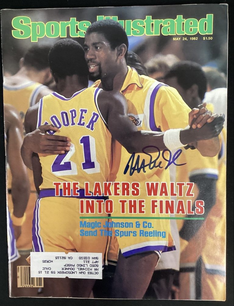 Magic Johnson Signed Sports Illustrated 5/24/82 LA Lakers Basketball Auto BAS