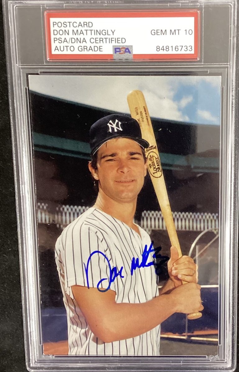 Don Mattingly Signed Postcard Vintage 1985 #27 Yankees Baseball PSA/DNA Auto 10