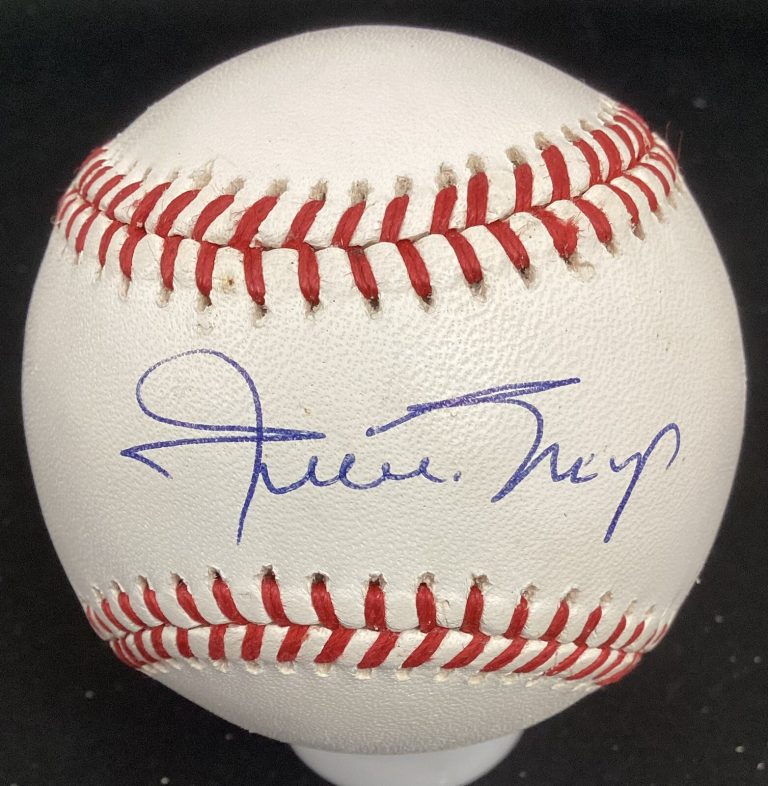 Willie Mays Signed Baseball White Giants HOF Say Hey Kid Autograph JSA Mint 9