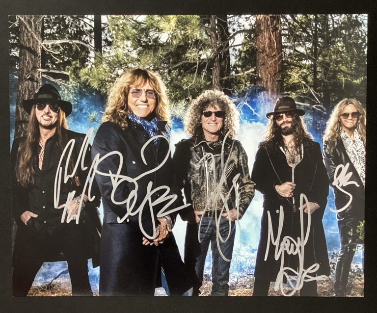 Whitesnake Signed Photo 11x14 David Coverdale Autograph +4 Beckett BAS