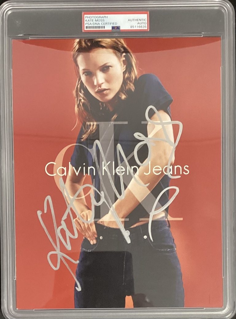 Kate Moss Signed Photo 8x10 Calvin Klein Jeans Supermodel Hot Autograph PSA/DNA