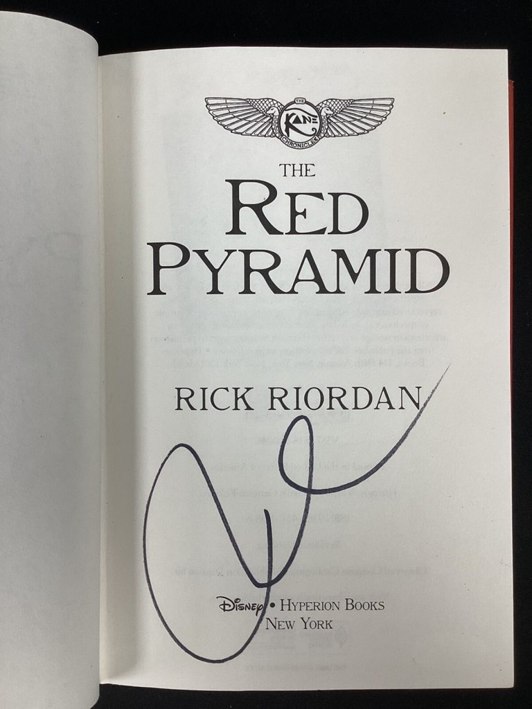 Rick Riordan Signed Book The Red Pyramid 1st Edition Author Autograph JSA