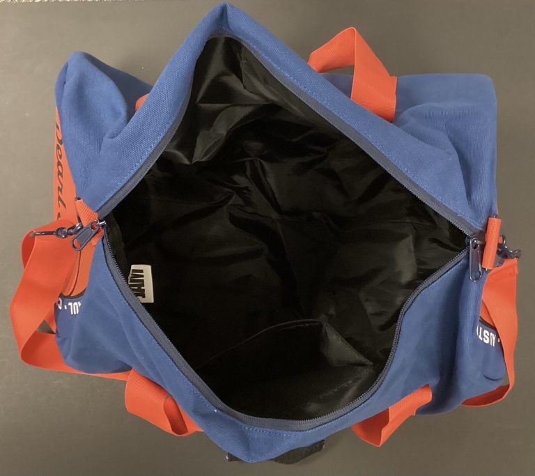 Pearl Jam Duffle Bag Basketball Chicago Bulls Eddie Vedder NBA 2023 Tour