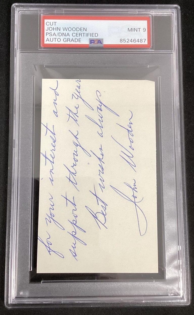 John Wooden Signed Index Card NBA Basketball HOF Autograph UCLA Pyramid PSA/DNA.