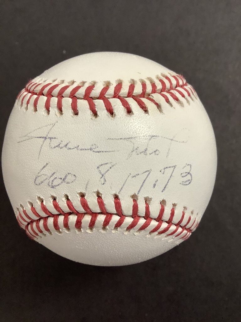 Willie Mays Signed Baseball OMLB Giants 660 8-17-73 Inscription Autograph JSA