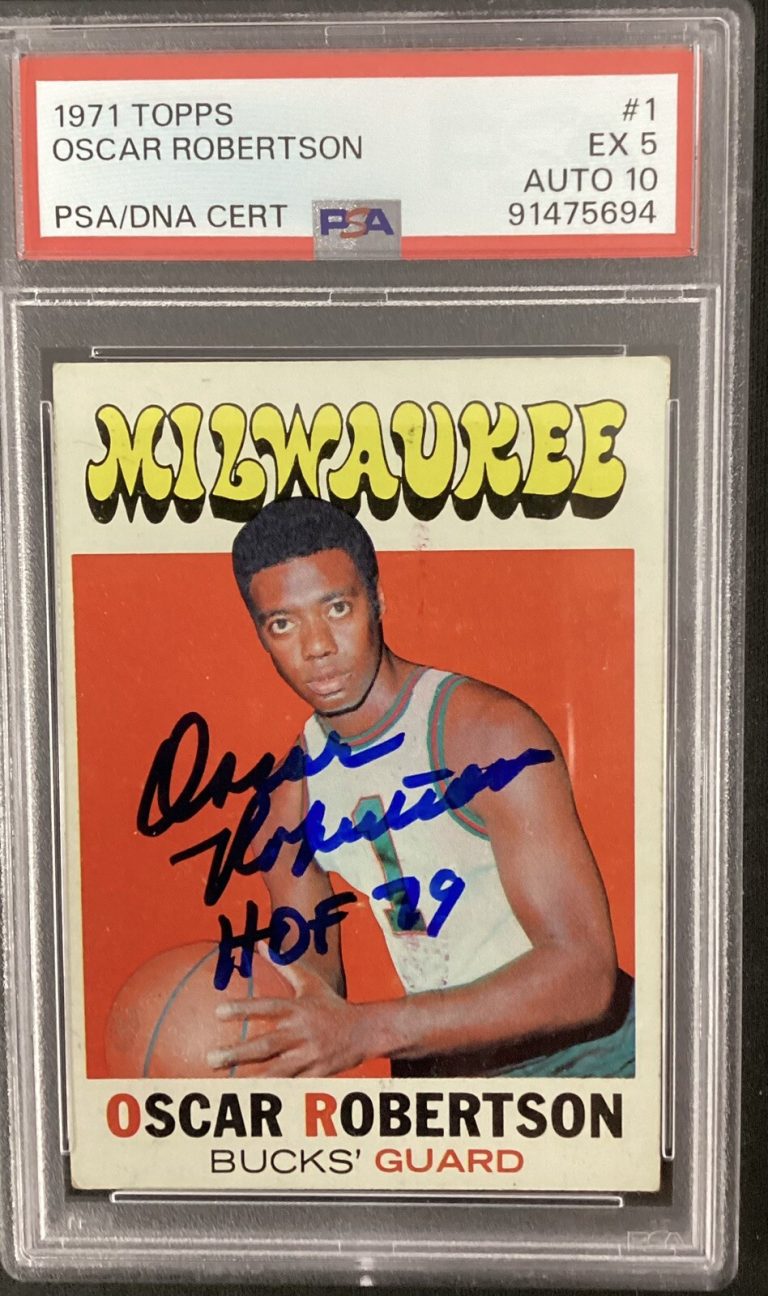 Oscar Robertson Signed 1971 Topps #1 Basketball Card Autograph PSA/DNA 5/10