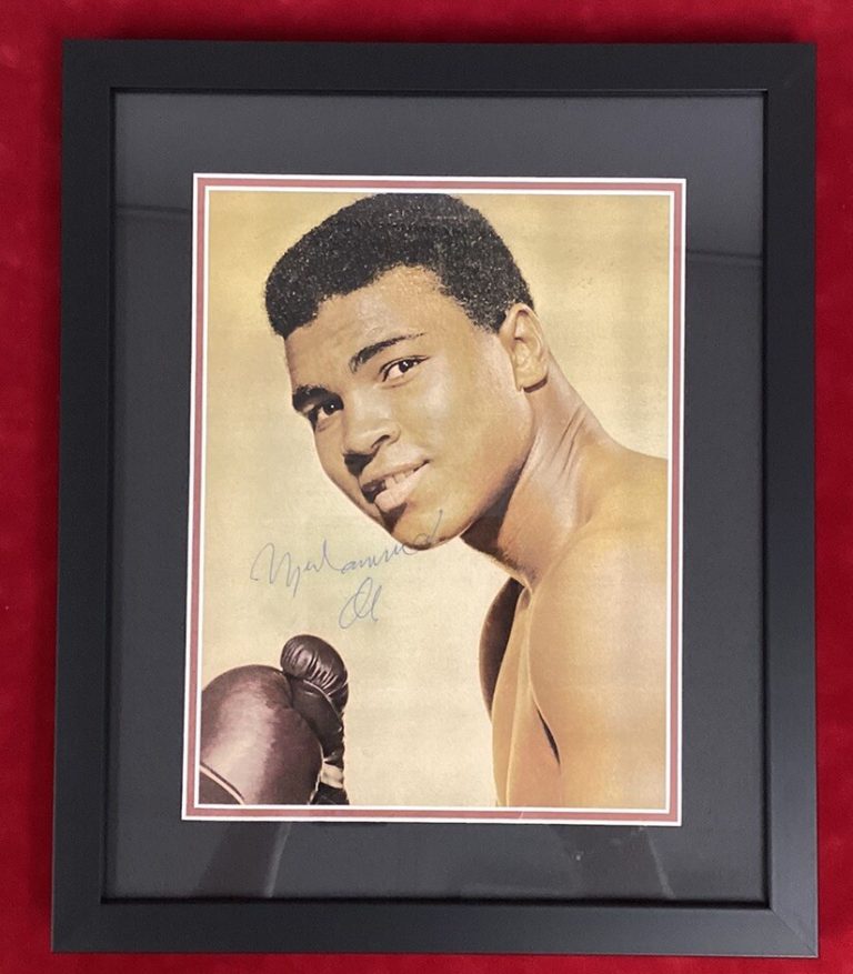 Muhammad Ali Signed Photo Mag Page Framed Vintage Nice Autograph HOF PSA/DNA