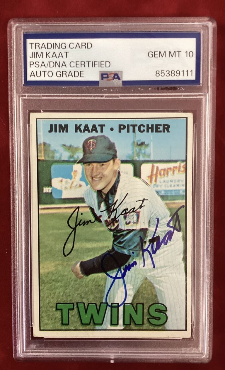 Jim Kaat Signed 1967 Topps #300 Baseball Card Twins Autograph HOF PSA/DNA Gem 10