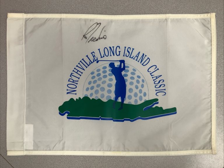 Lee Trevino Signed Golf Flag Long Island Classic Masters HOF Autograph TPG #1