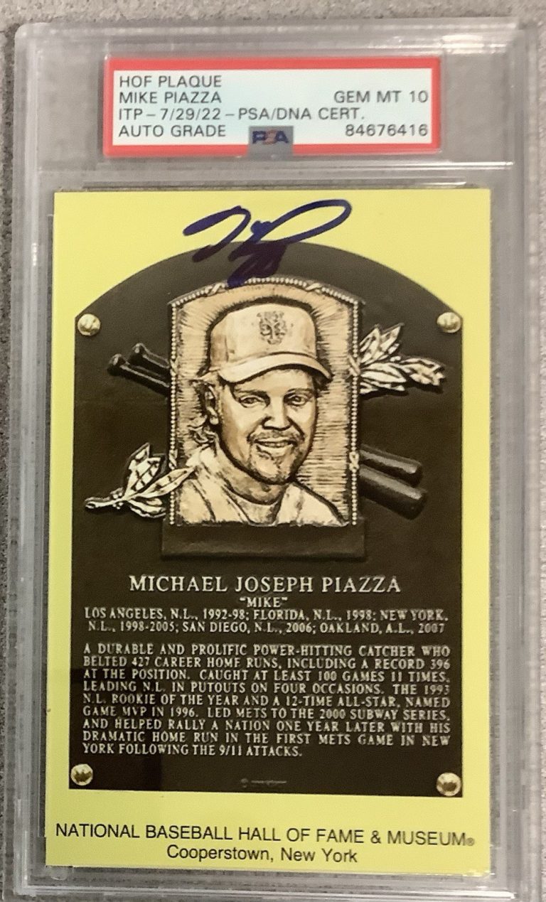 Mike Piazza Signed Gold HOF Plaque Postcard Yellow NY Mets PSA/DNA Auto Gem 10