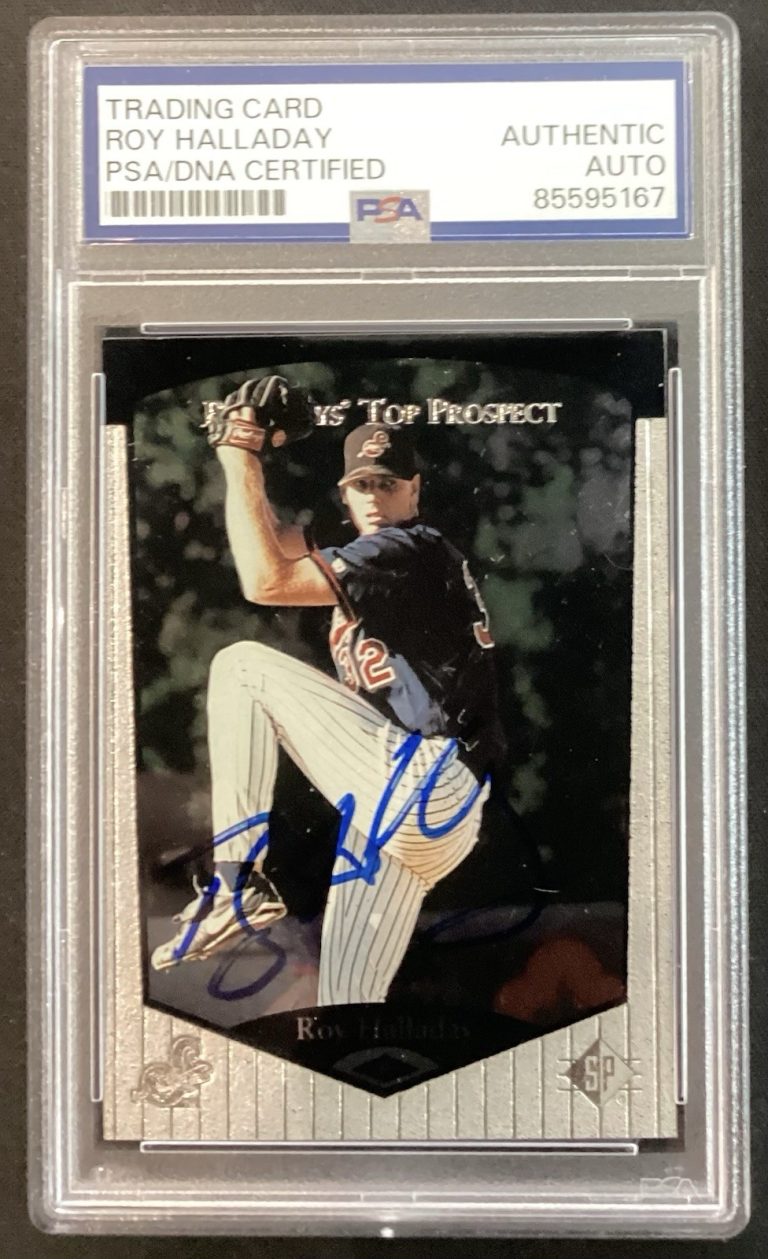 Roy Halladay Signed 1997 Upper Deck #124 HOF Baseball Card Autograph RC PSA/DNA