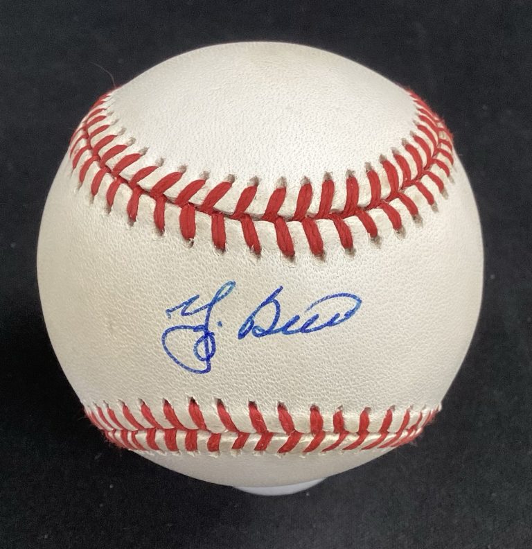 Yogi Berra Signed Baseball BB NY Yankees Catcher HOF Vintage Autograph PSA/DNA 2