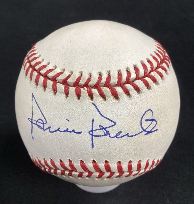 Robin Roberts Signed Baseball OMLB Philadelphia Phillies HOF Autograph TPG