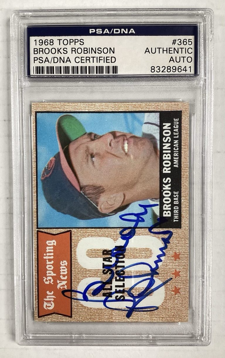 Brooks Robinson Signed 1968 Topps #365 Orioles Baseball Card Autograph PSA/DNA