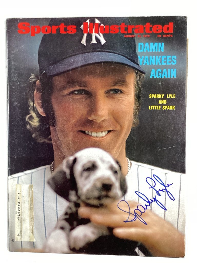 Sparky Lyle Signed Sports Illustrated 8/21/72 NY Yankees Autograph Baseball TPG