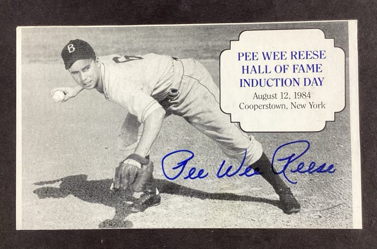 Pee Wee Reese Signed HOF Induction Postcard Vintage B&W Dodgers Autograph TPG
