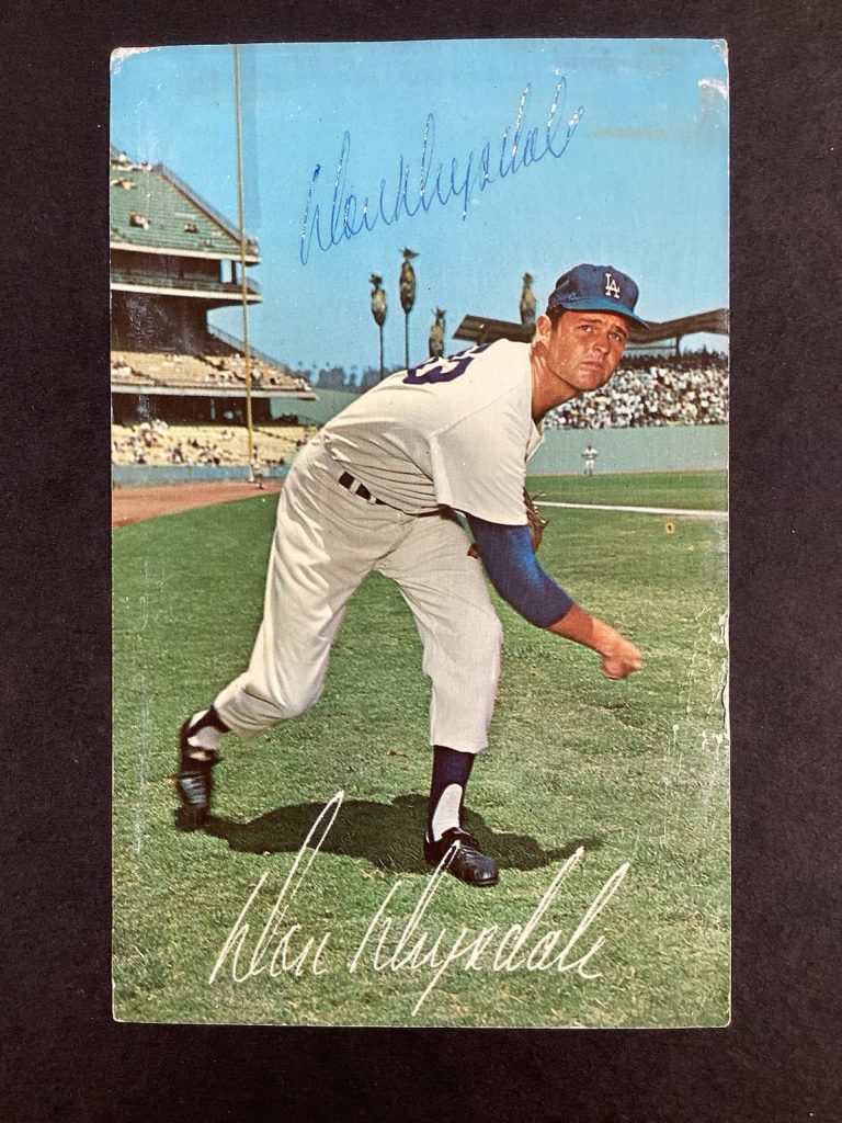 Don Drysdale Signed Postcard Vintage B&W LA Dodgers HOF Autograph TPG