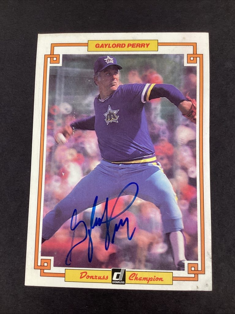 Gaylord Perry Signed 1984 Donruss Champion #32 HOF Mariners Card Baseball TPG #1