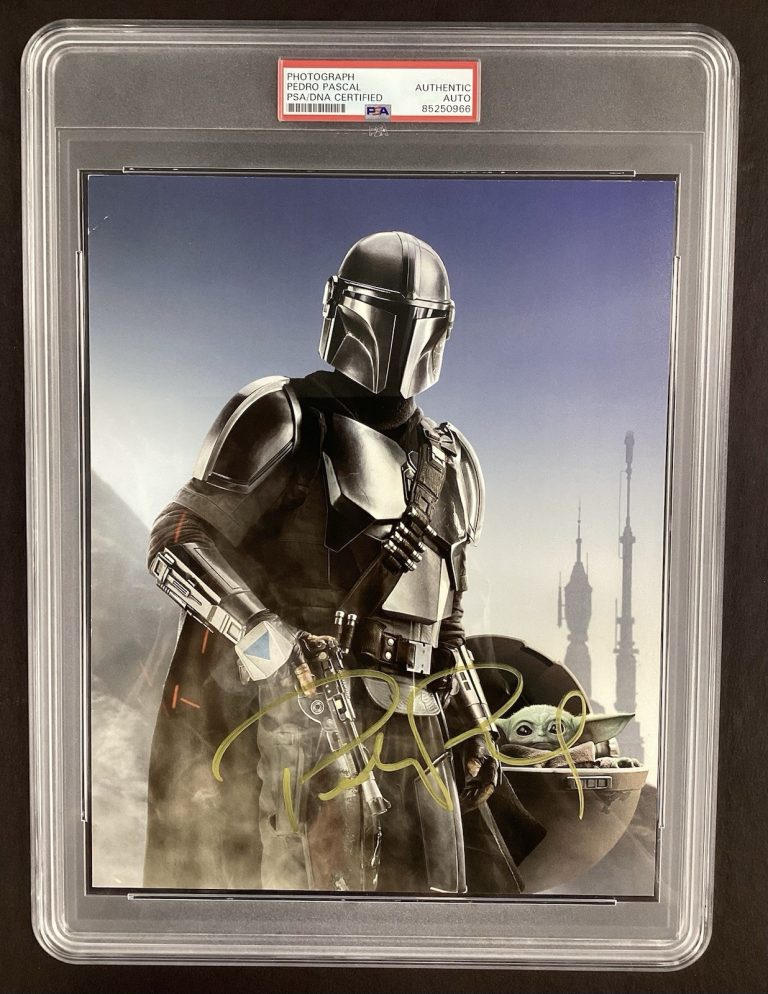 Pedro Pascal Signed Photo 8x10 Star Wars The Mandalorian Baby Yoda Auto PSA/DNA