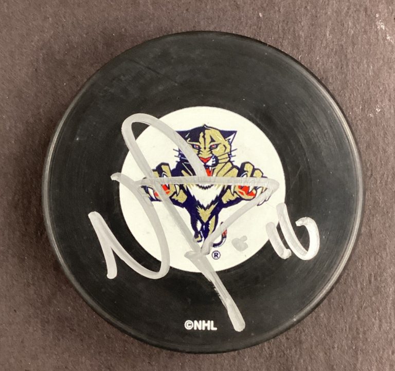 Nathan Horton Signed Hockey Puck NHL Florida Panthers Autograph TPG