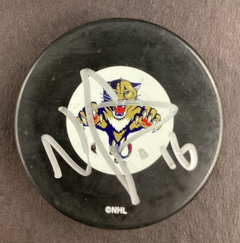 Nathan Horton Signed Hockey Puck NHL Florida Panthers HOF Autograph TPG