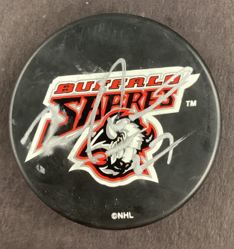 Mike Peca Signed Hockey Puck NHL Buffalo Sabres Autograph TPG