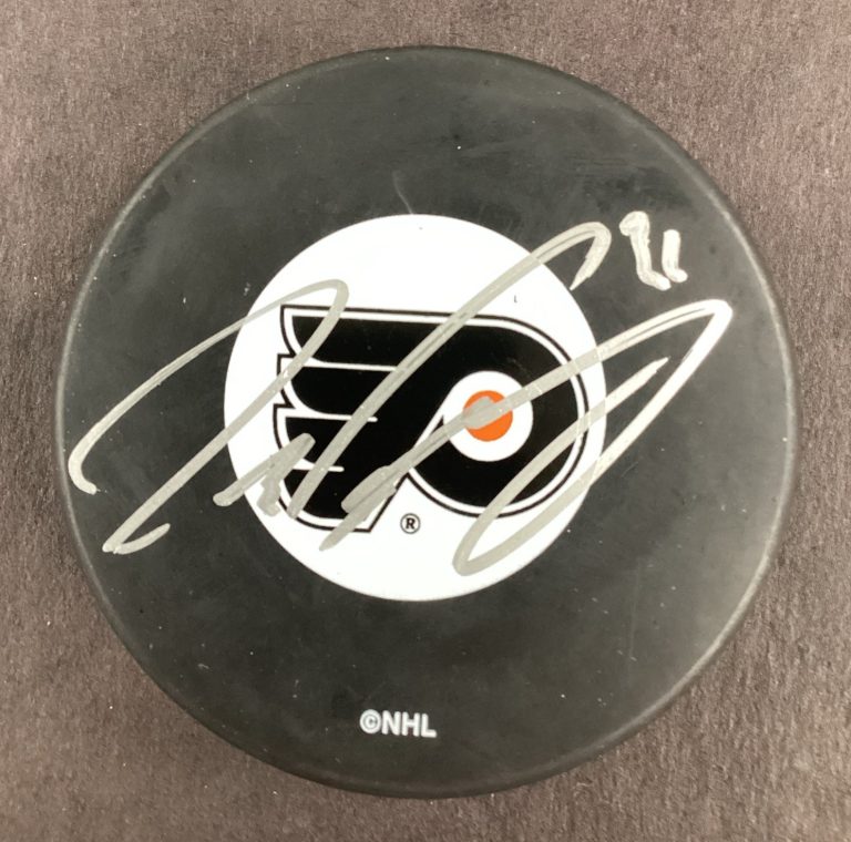 Peter Forsberg Signed Hockey Puck NHL Philadelphia Flyers HOF Autograph TPG