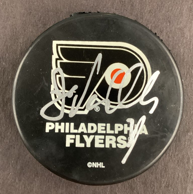 John Vanbiesbrouck Signed Hockey Puck NHL Philadelphia Flyers Autograph TPG