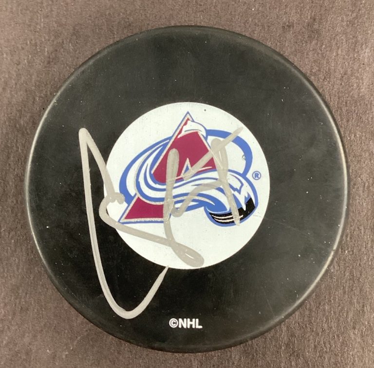 Chris Stewart Signed Hockey Puck NHL Colorado Avalanche Autograph TPG #2