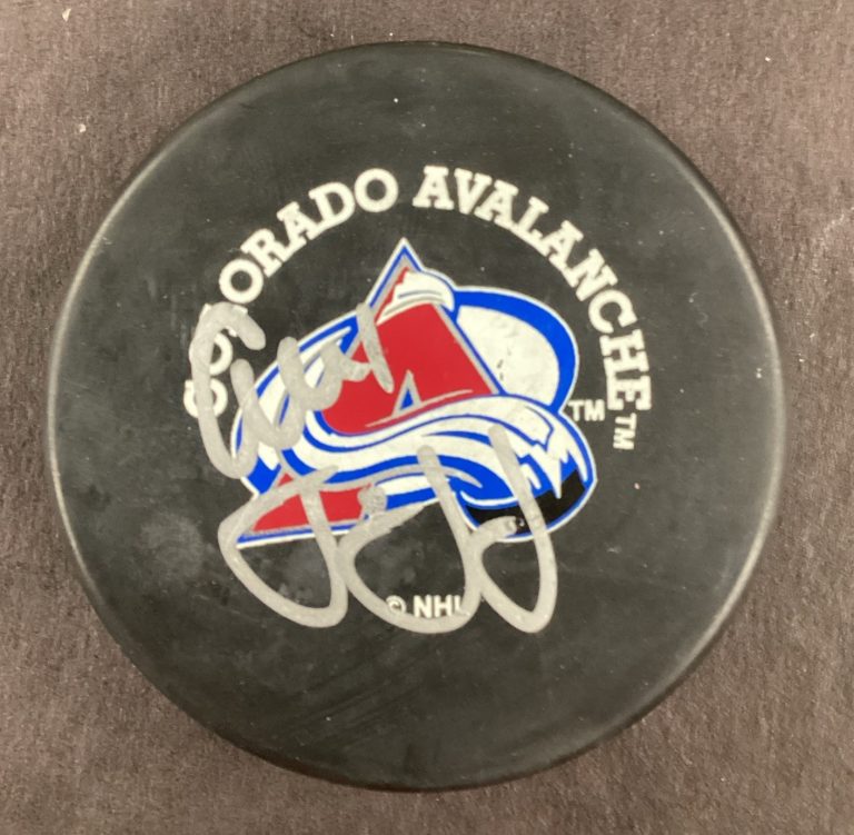 Alex Tanguay Signed Hockey Puck NHL Colorado Avalanche Autograph TPG #3