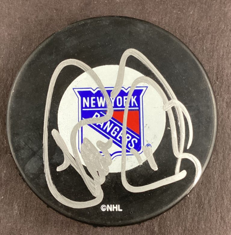 Theo Fleury Signed Hockey Puck NHL New York Rangers Autograph TPG