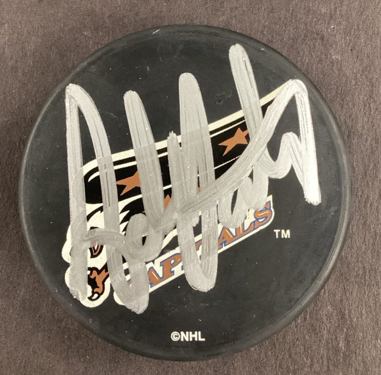 Adam Oates Signed Hockey Puck NHL Washington Capitals HOF Autograph TPG