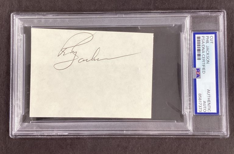 Phil Jackson Signed Index Card Cut NBA Basketball HOF Auto Bulls PSA/DNA #2