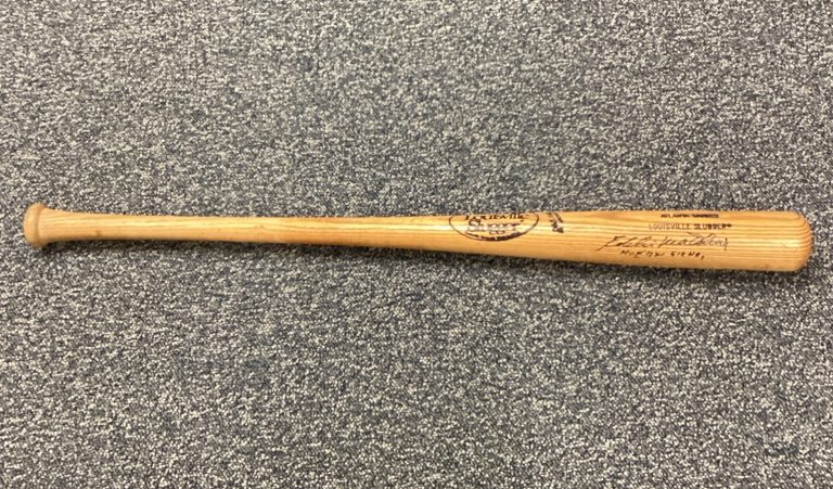 Eddie Mathews Signed Team Issued Baseball Bat Atlanta Braves HOF 78 512 HRS TPG