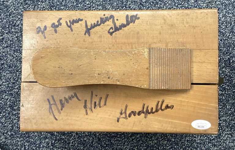 Henry Hill Signed Shoeshine Box Goodfellas Gangster Mafia Inscription Auto JSA